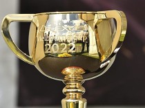 Melbourne Cup přilákal i stříbrného z Epsom Derby, tříletého Hoo Ya Mal